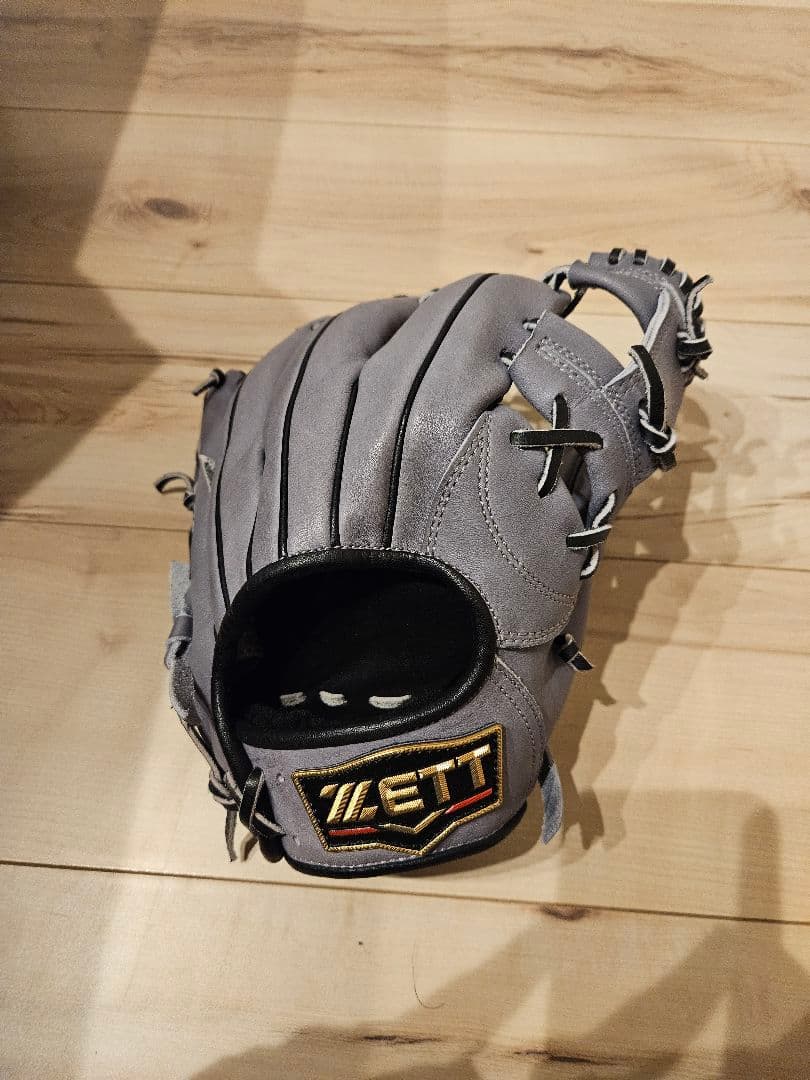 ゼット　プロステイタス　 軟式　内野手　 グローブ グレー　サイズ4