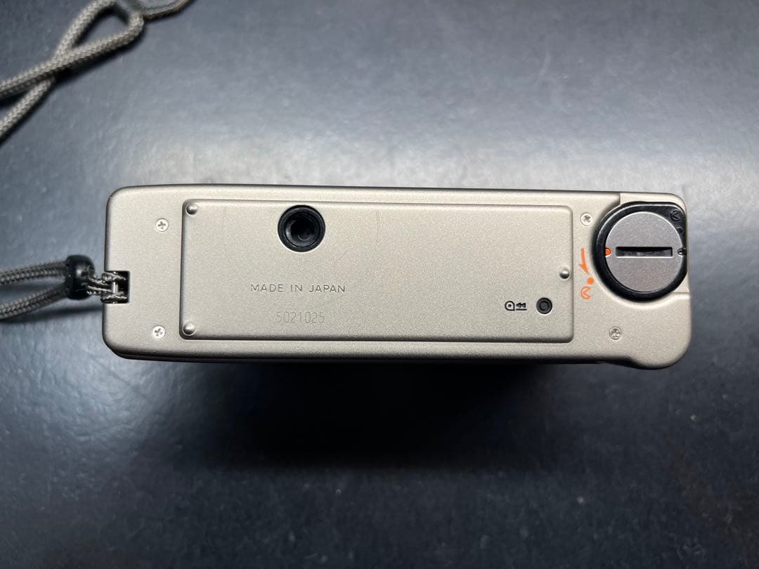 Nikon 35Ti フィルムカメラ ケース付き