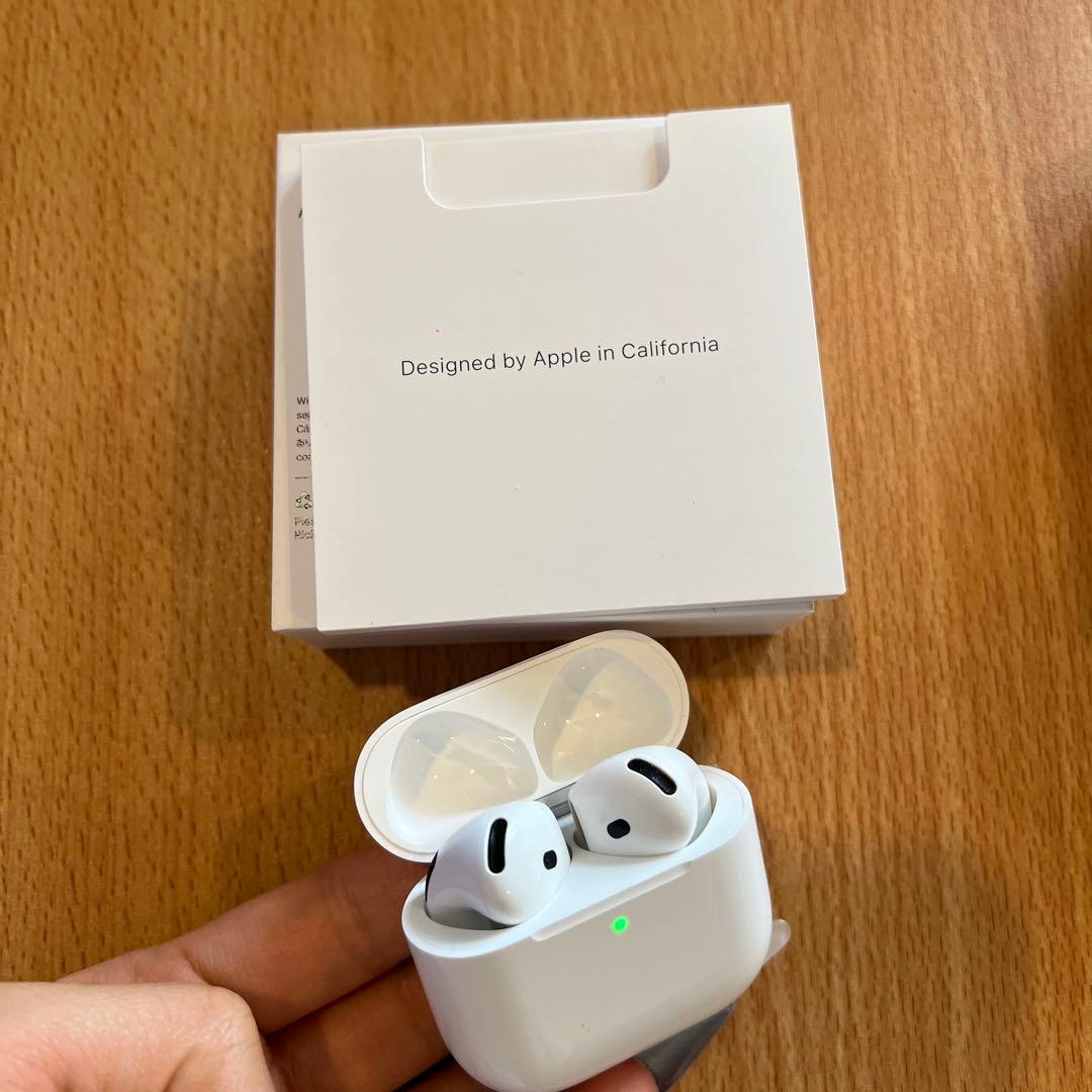 AirPods 4 ワイヤレスイヤホン