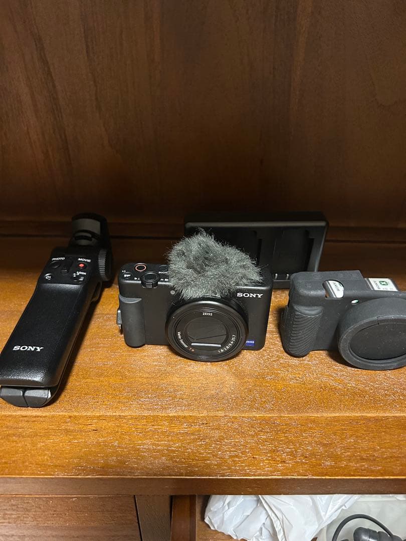 zv-1 SONY ミラーレス一眼カメラ 本体・リモコン・充電器付き