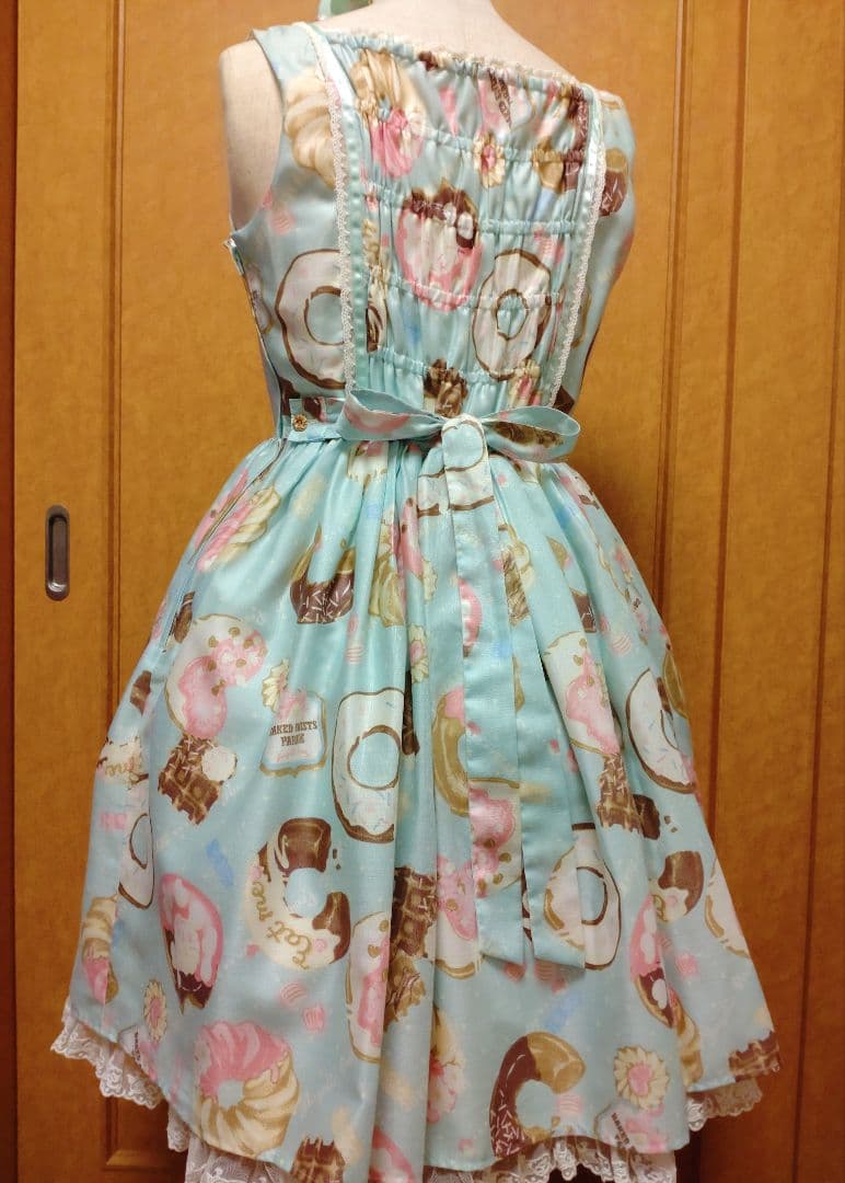 Baked Sweets Paradeジャンパースカート＆リボンバレッタ