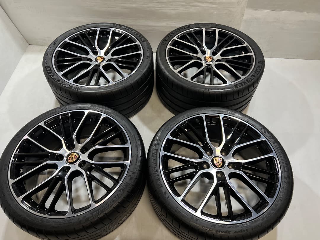 ★ポルシェ パナメーラ 971 オプション純正 21インチ