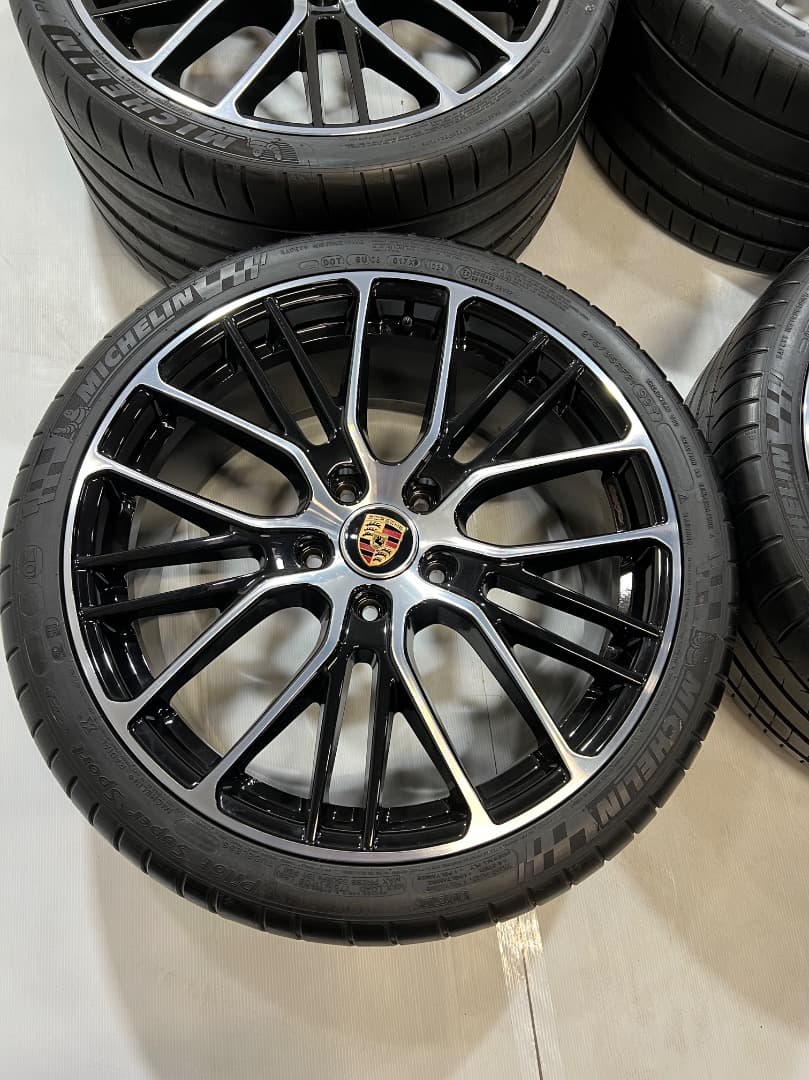 ★ポルシェ パナメーラ 971 オプション純正 21インチ