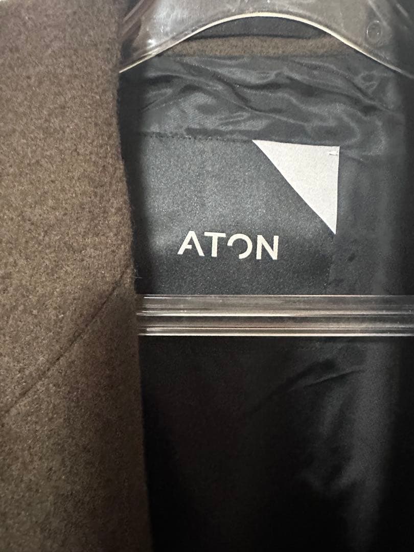 ATON コート