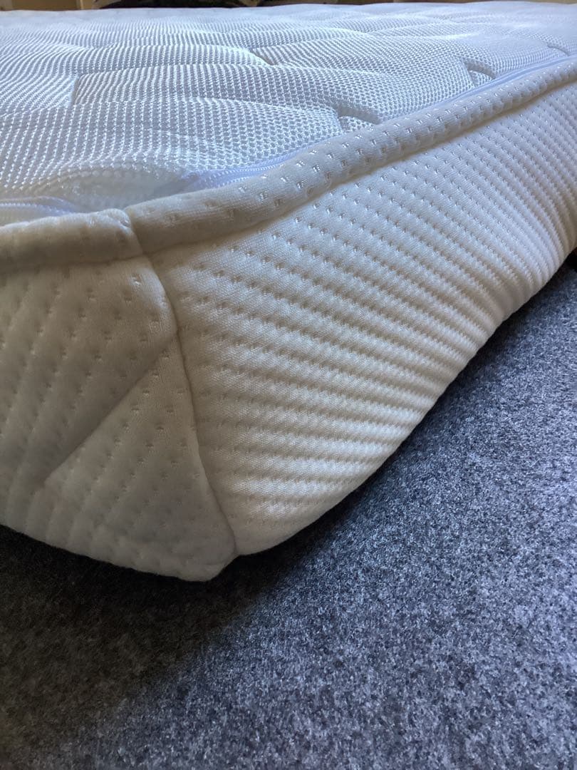 【極美品】雲のやすらぎプレミアム　マットレス　シングルサイズ