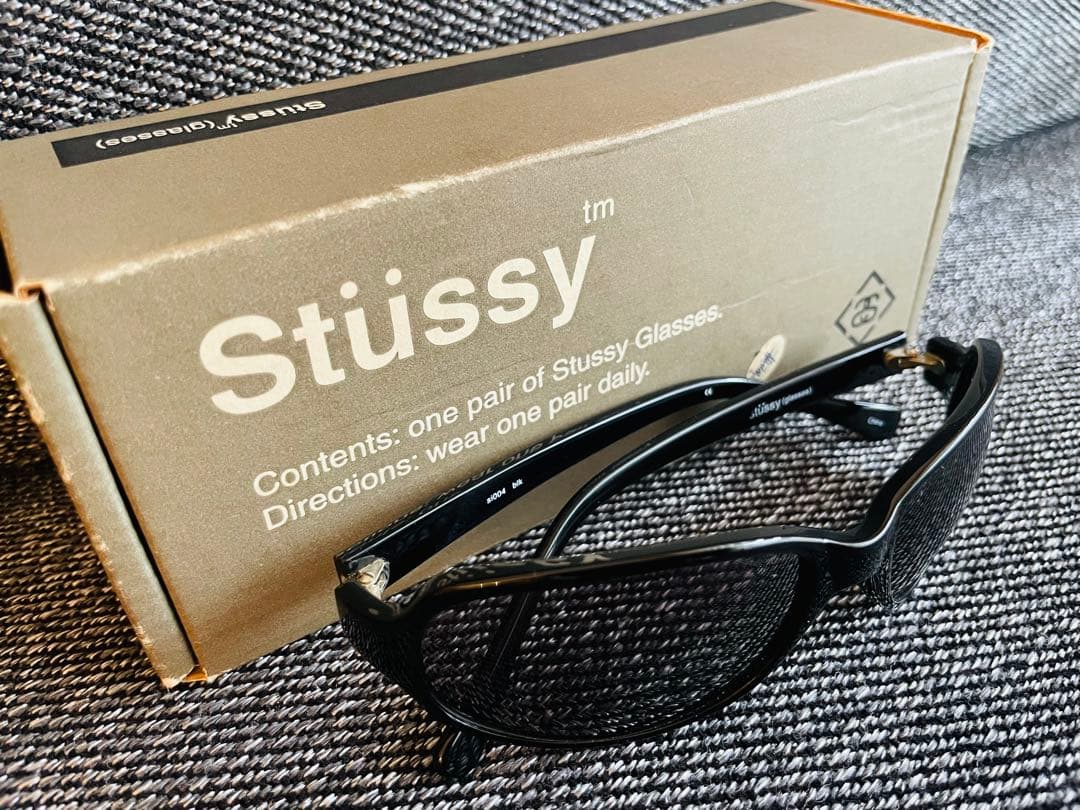 Stüssy サングラス　Jordan ブラック