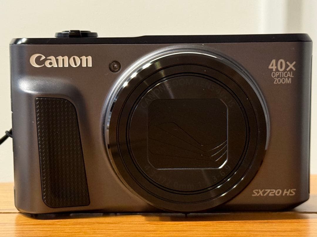 デジタルカメラ powershot SX720HS