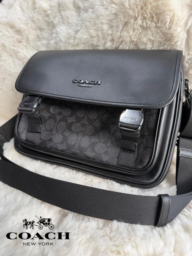 カズCOACH メッセンジャー クロスボディ シグネチャー レザーブラック