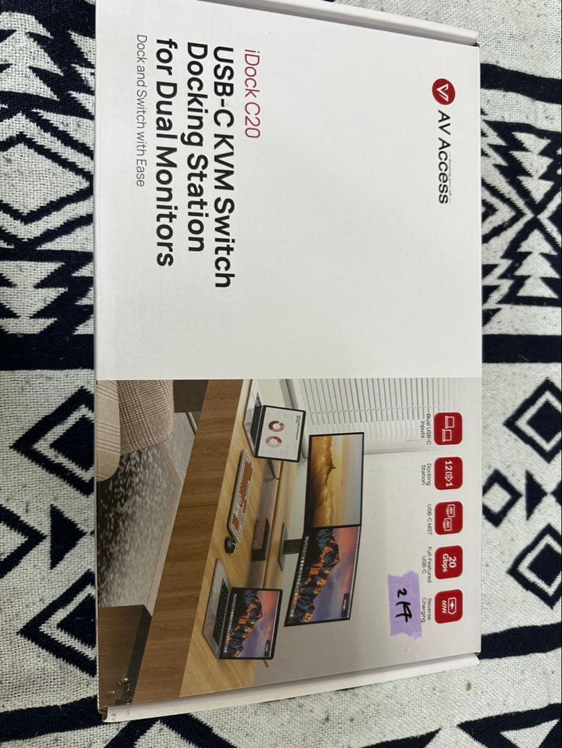 AV Access USB-C 12 in1ドッキングステーションの2入力2出力