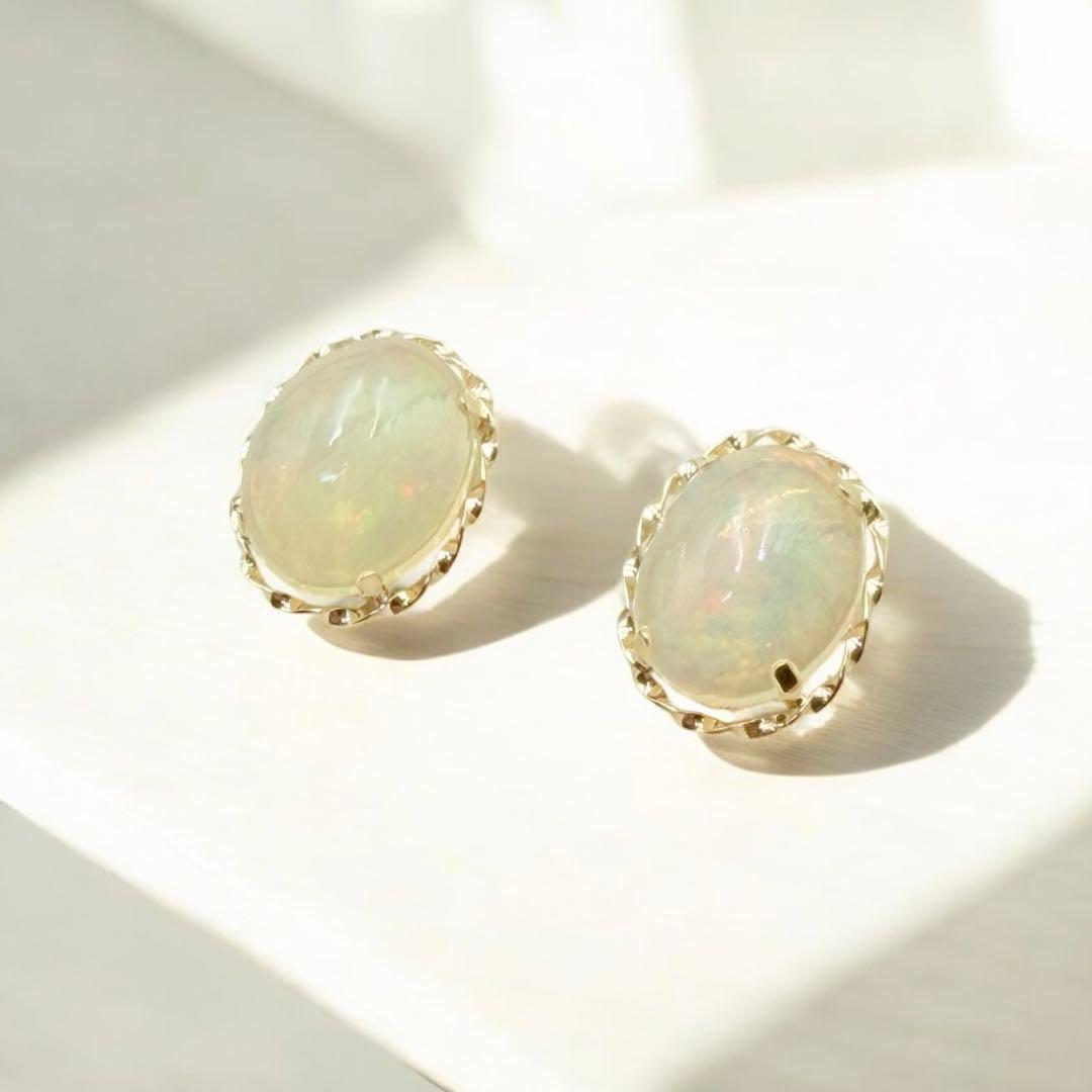 未使用　K18 オパール ピアス　イエローゴールド　遊色　大粒　希少品　レア