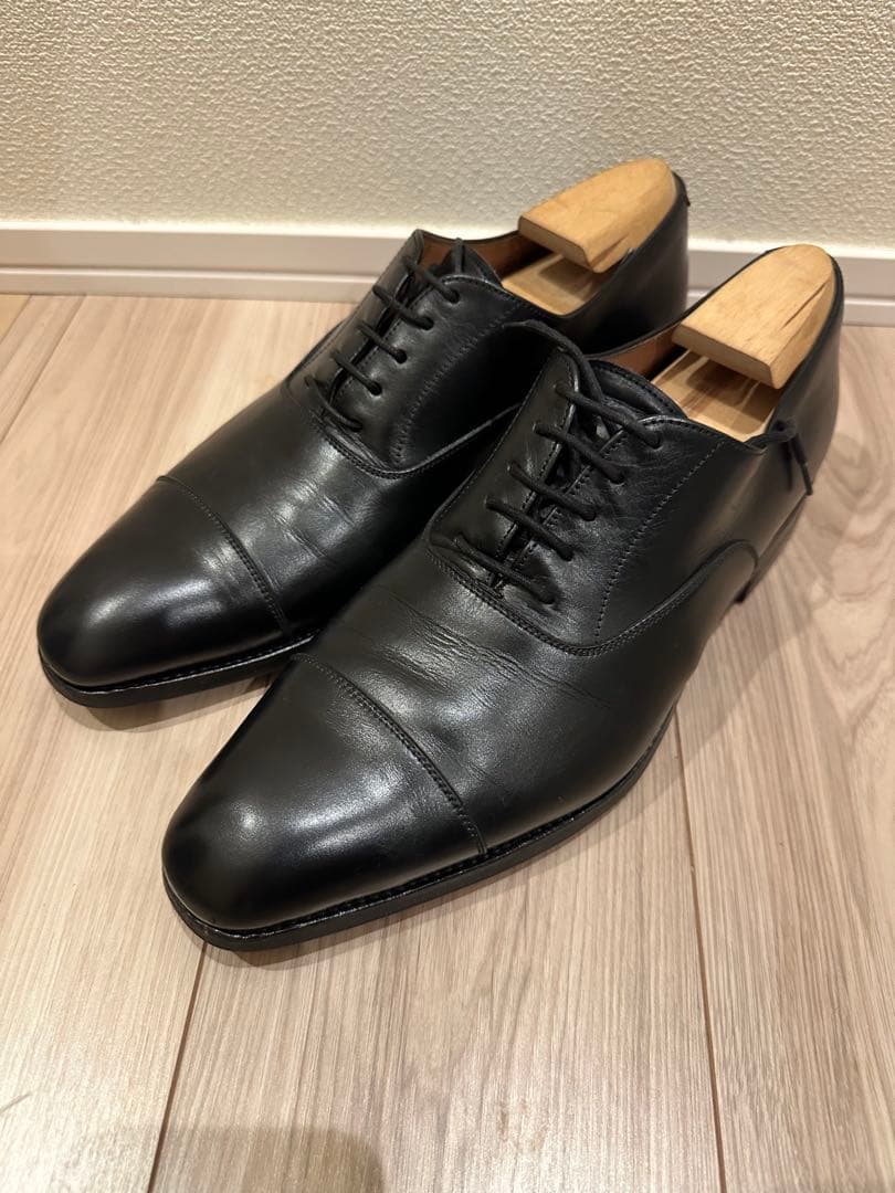 カルミーナ　ストレートチップ　革靴