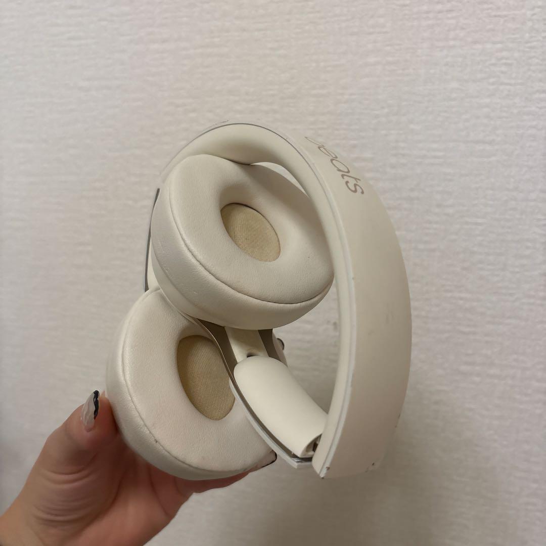 Beats ワイヤレスヘッドホンSolo pro