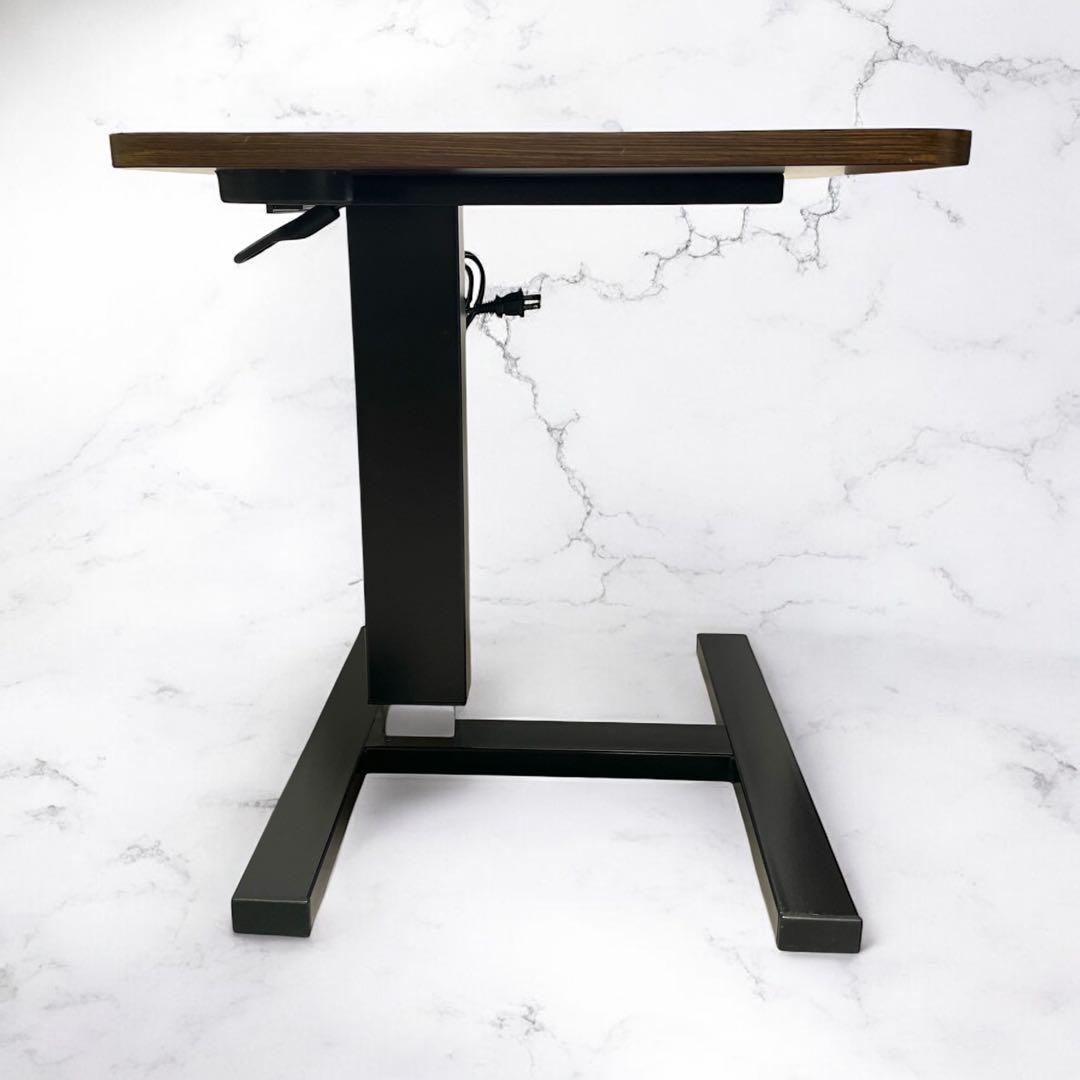 値下美品 昇降式スタンディングデスク　サイドテーブル　カップホルダー コンセント