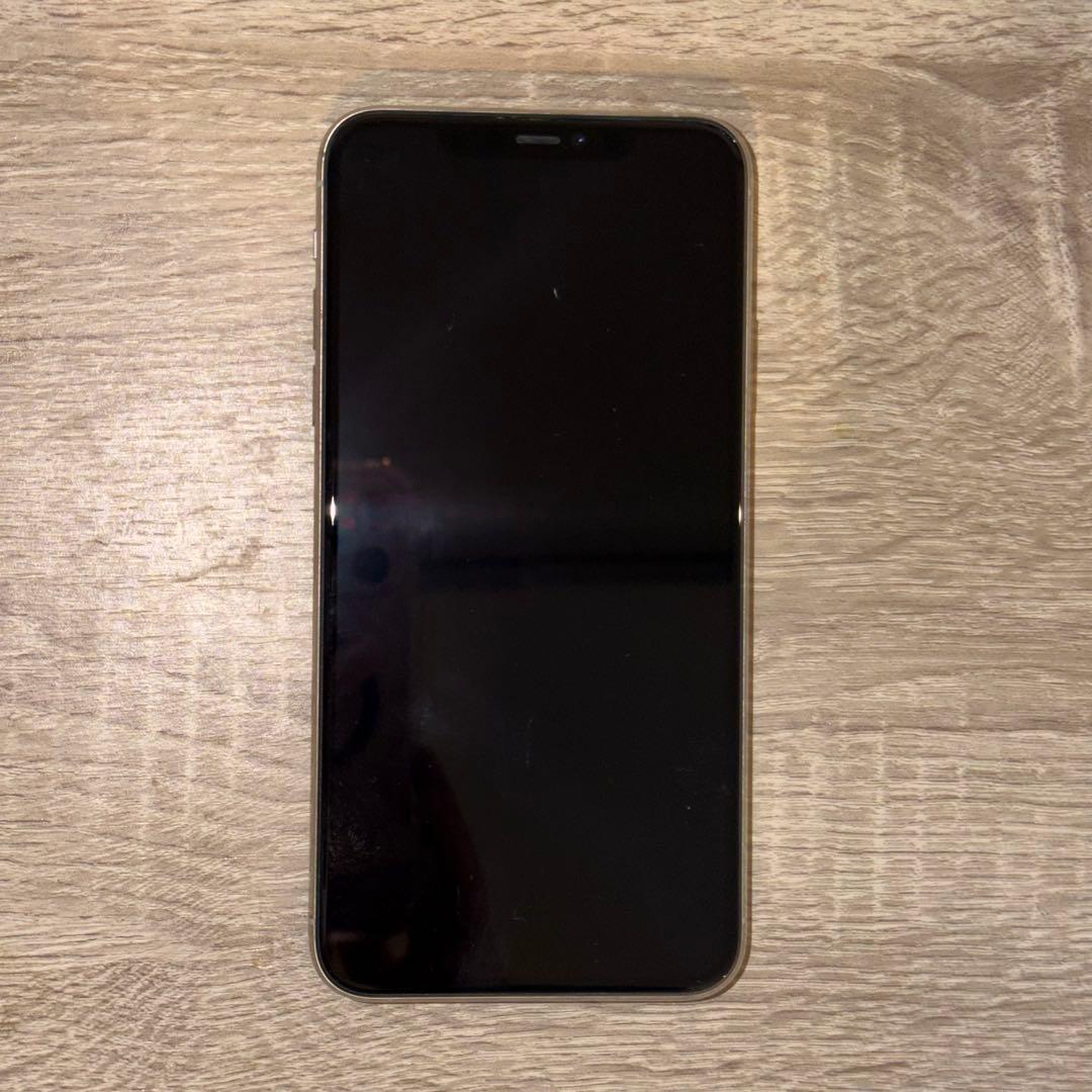 Apple iPhone 11 Pro max シルバー