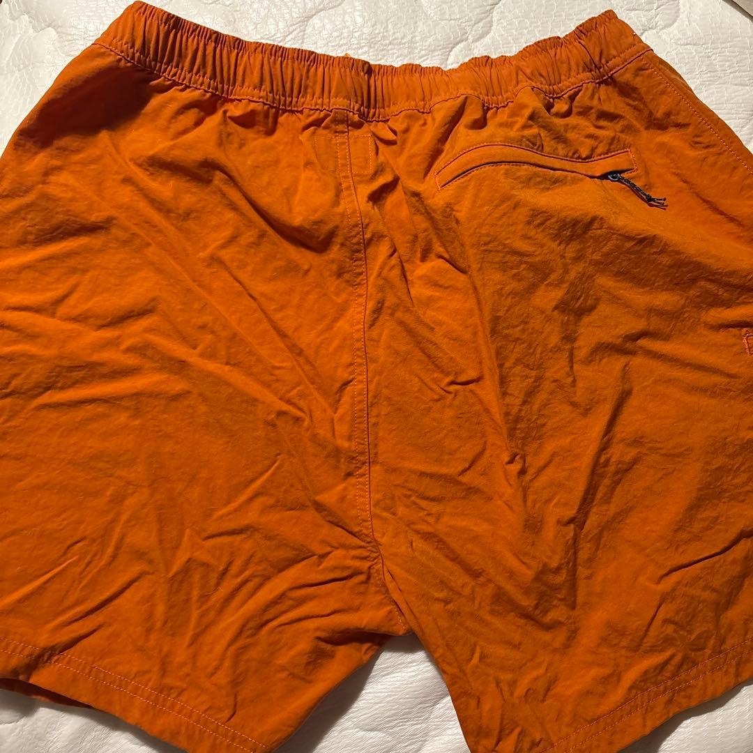 upper field one xl オレンジ　ショートパンツ