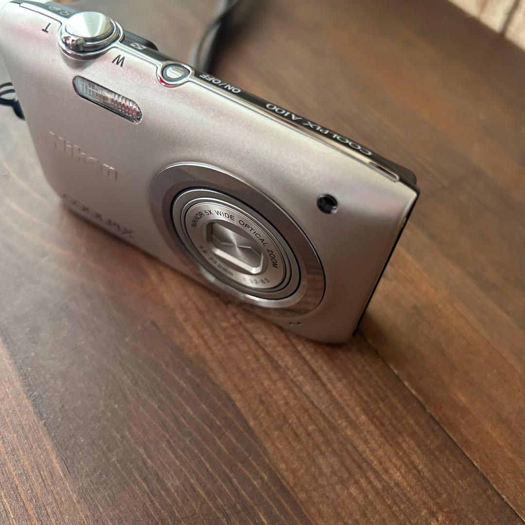 Nikon COOLPIX A100 コンパクトデジタルカメラ