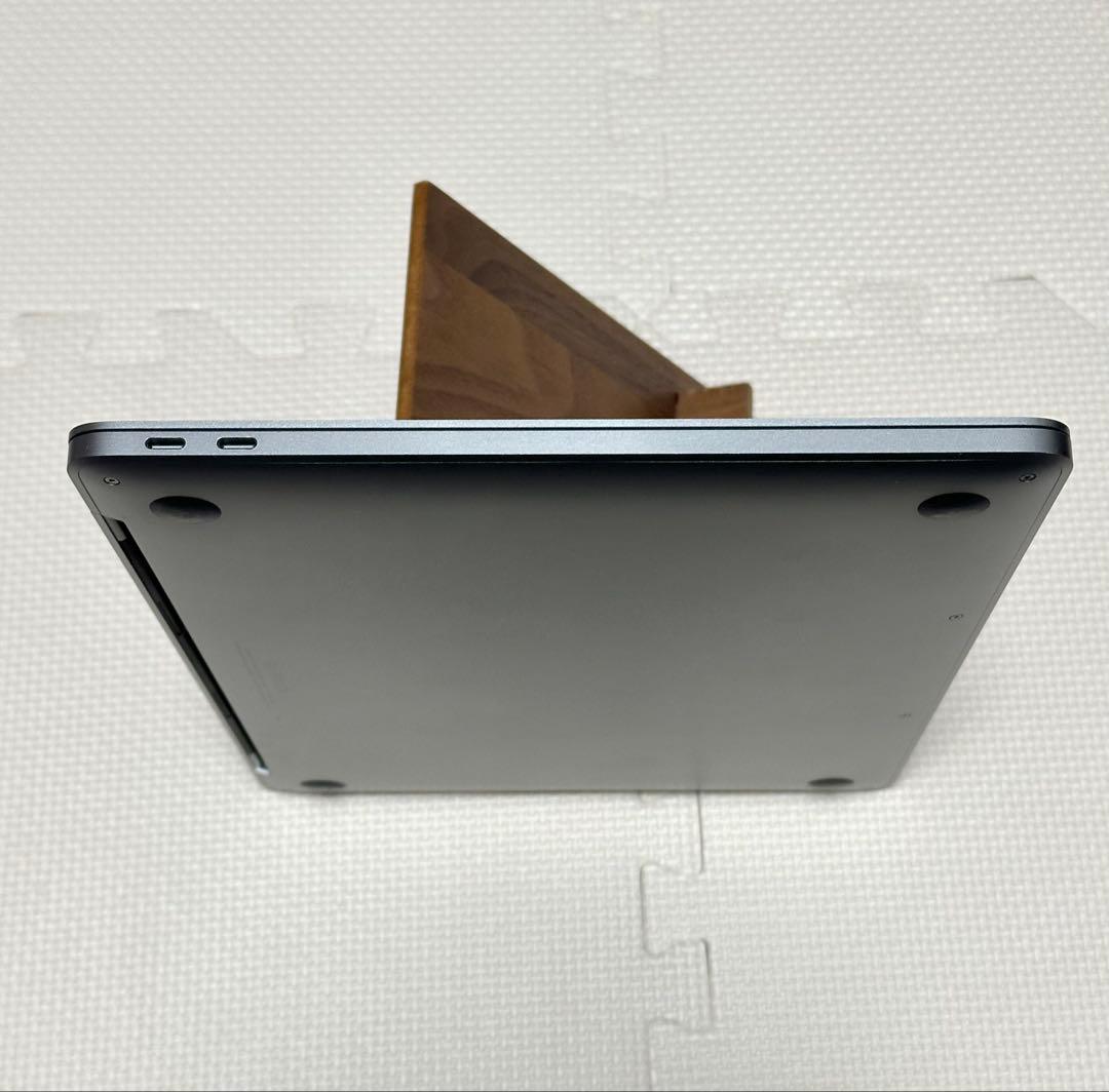 Apple MacBook Pro 13インチ 2016