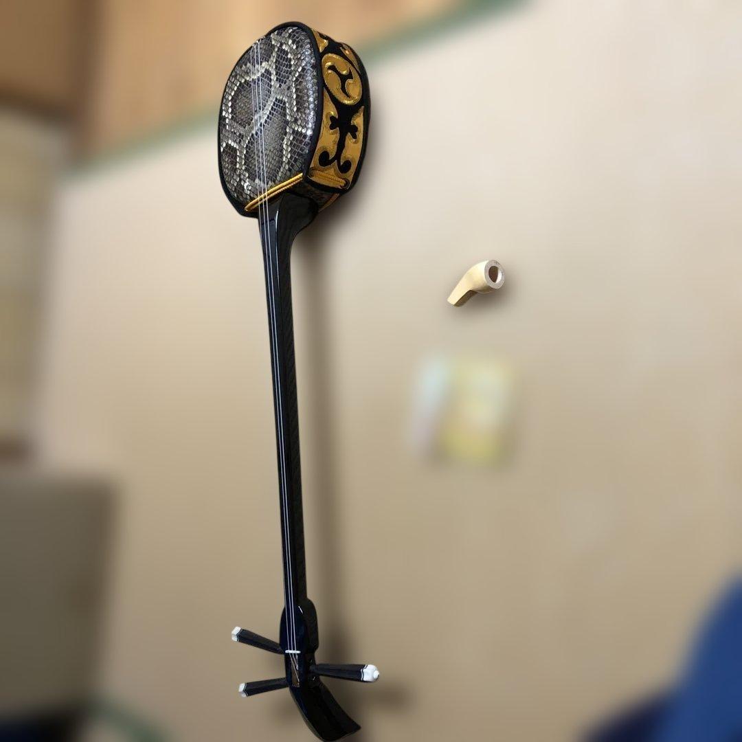 さんしん　三線