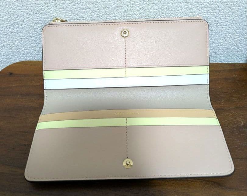 【新品未使用】　正規品　Tory Burch 長財布　レザー　ピンク