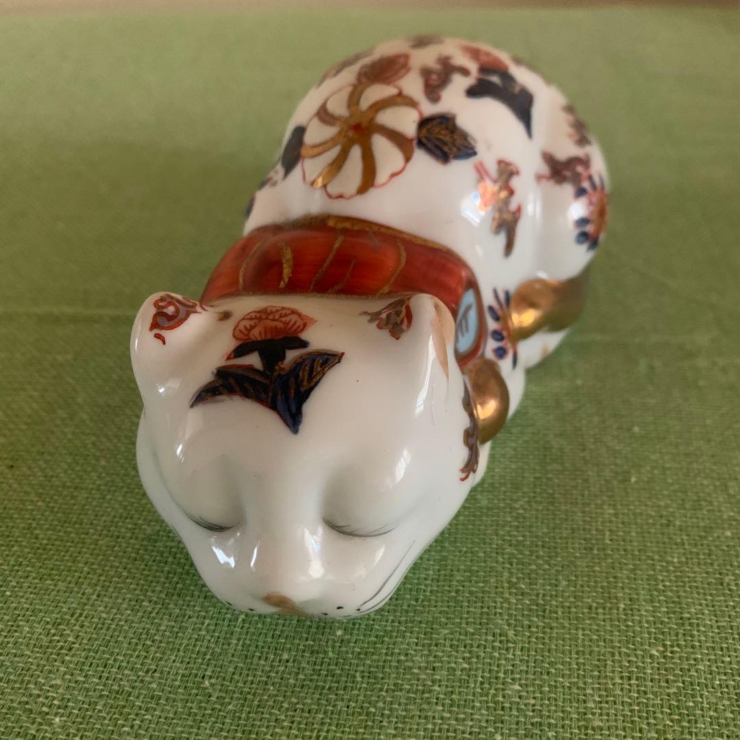 伊万里焼き　眠り猫置物