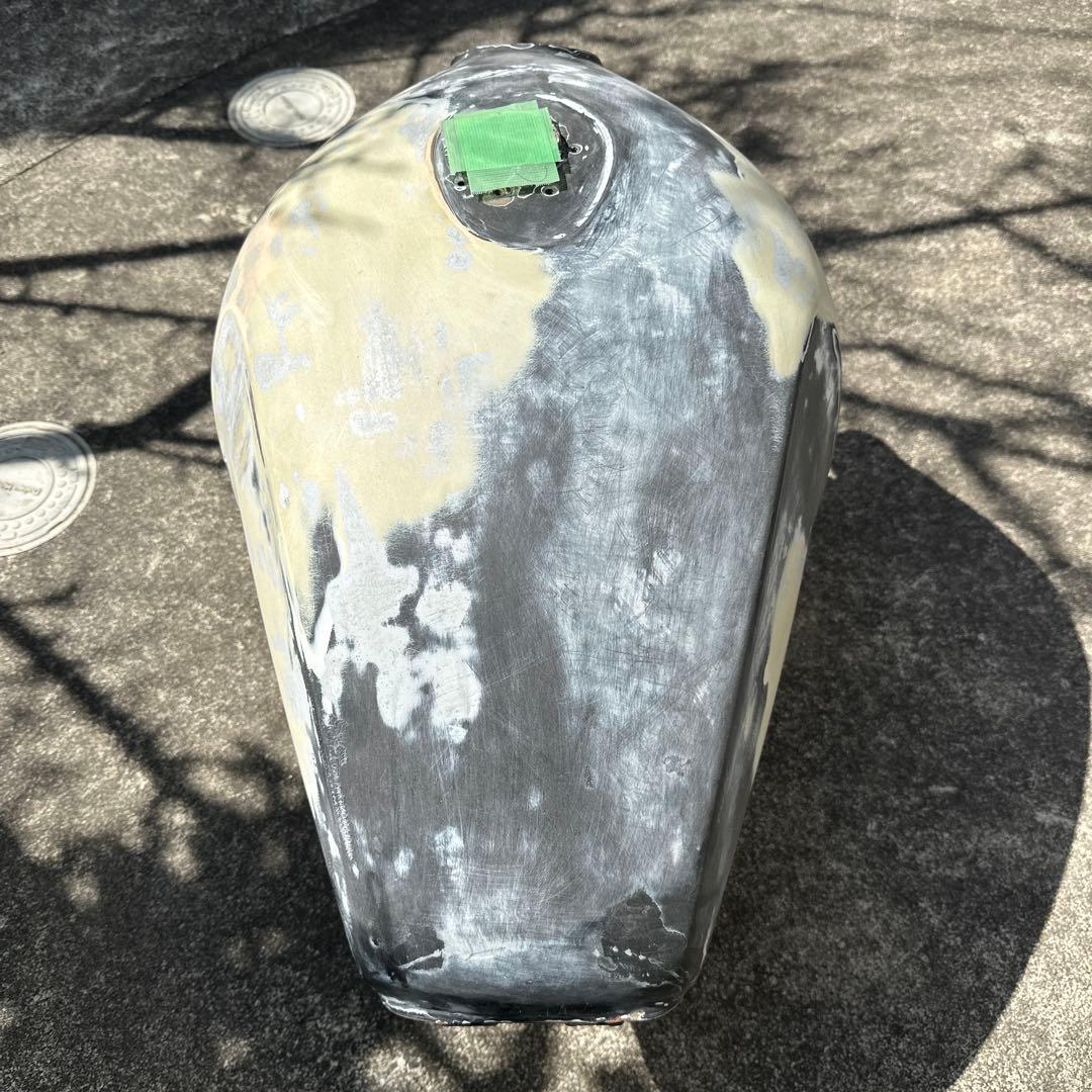 ゼファー1100 タンク リペア用