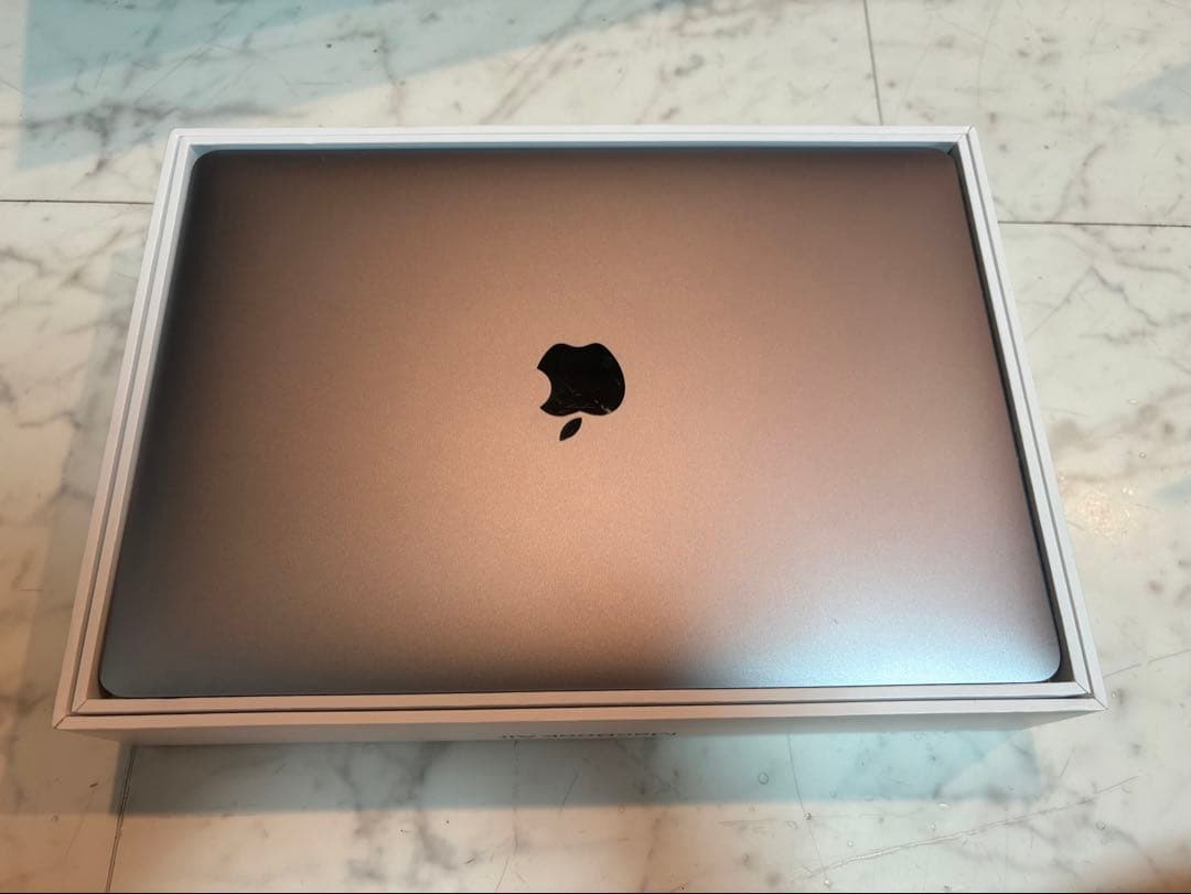 Apple MacBook Air 13インチ メモリ16GB SSD512GB