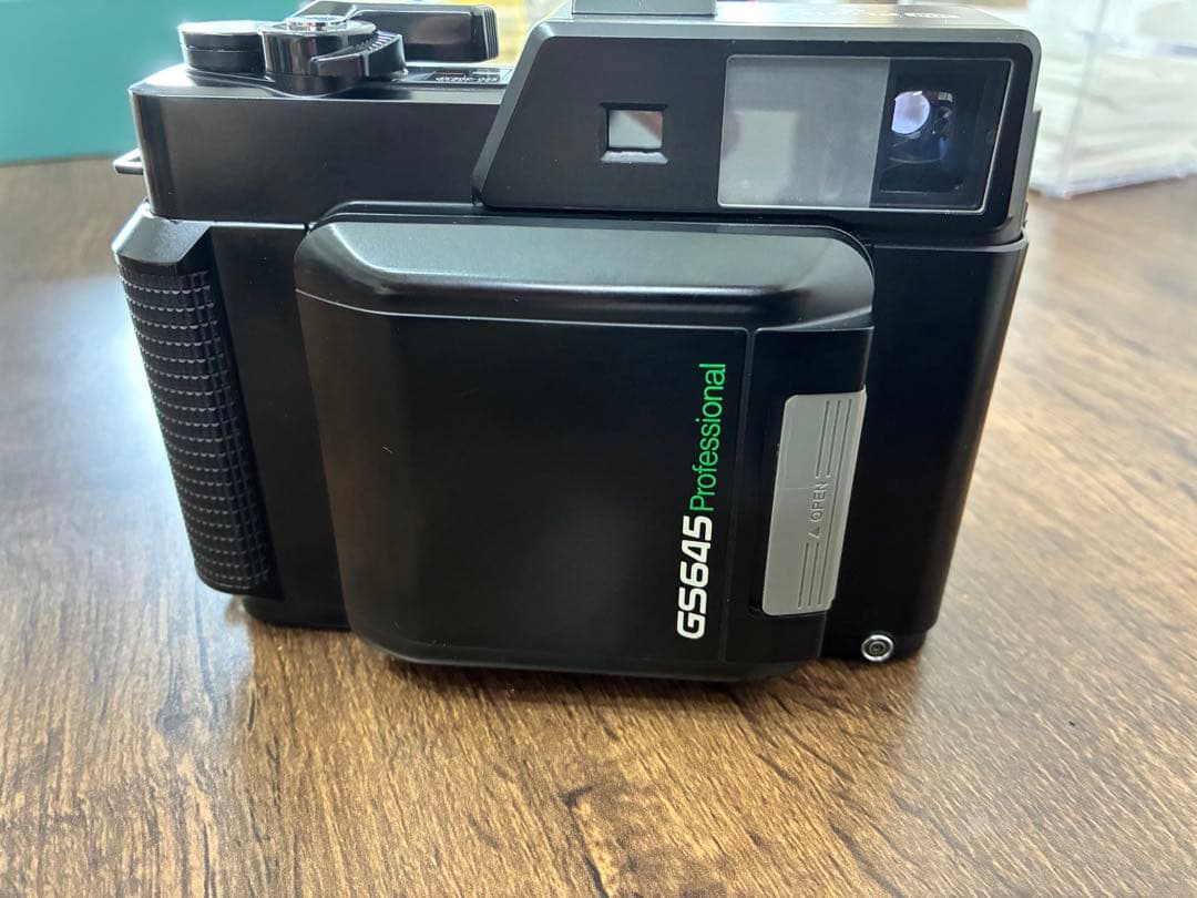 Fuji GS645 カメラ