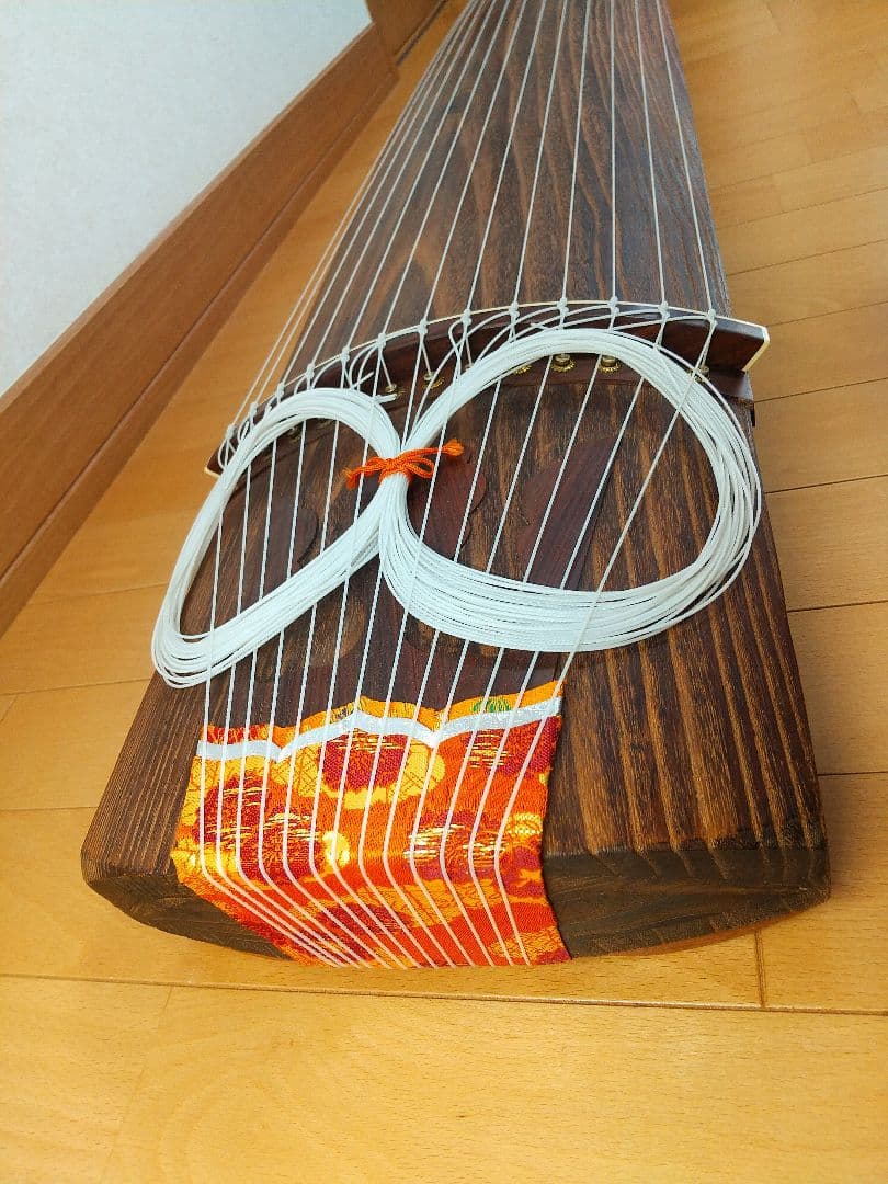 【user_086757c9】金蒔絵入り 高級 和琴 お琴 13弦琴 お筝