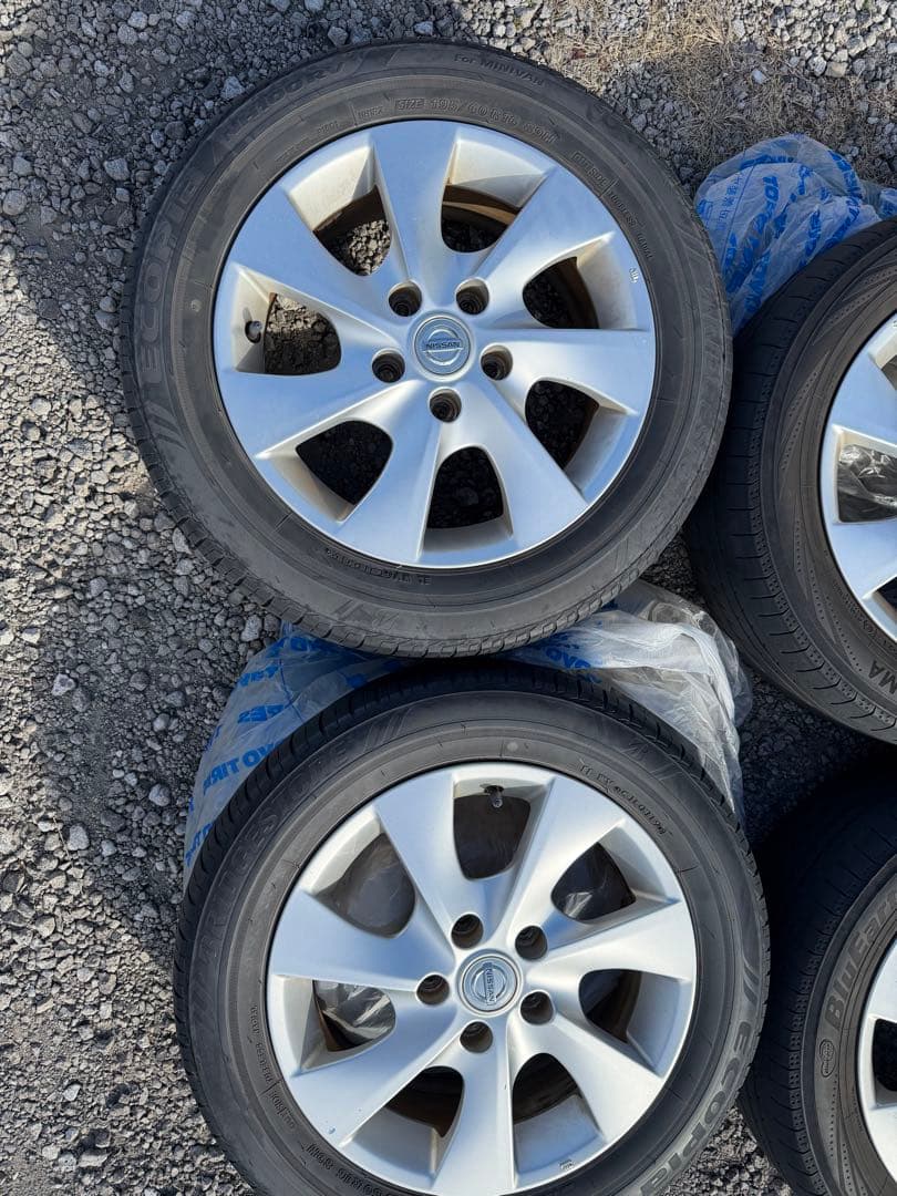 195/60R16 NISSAN Serena オリジナルアルミホイール