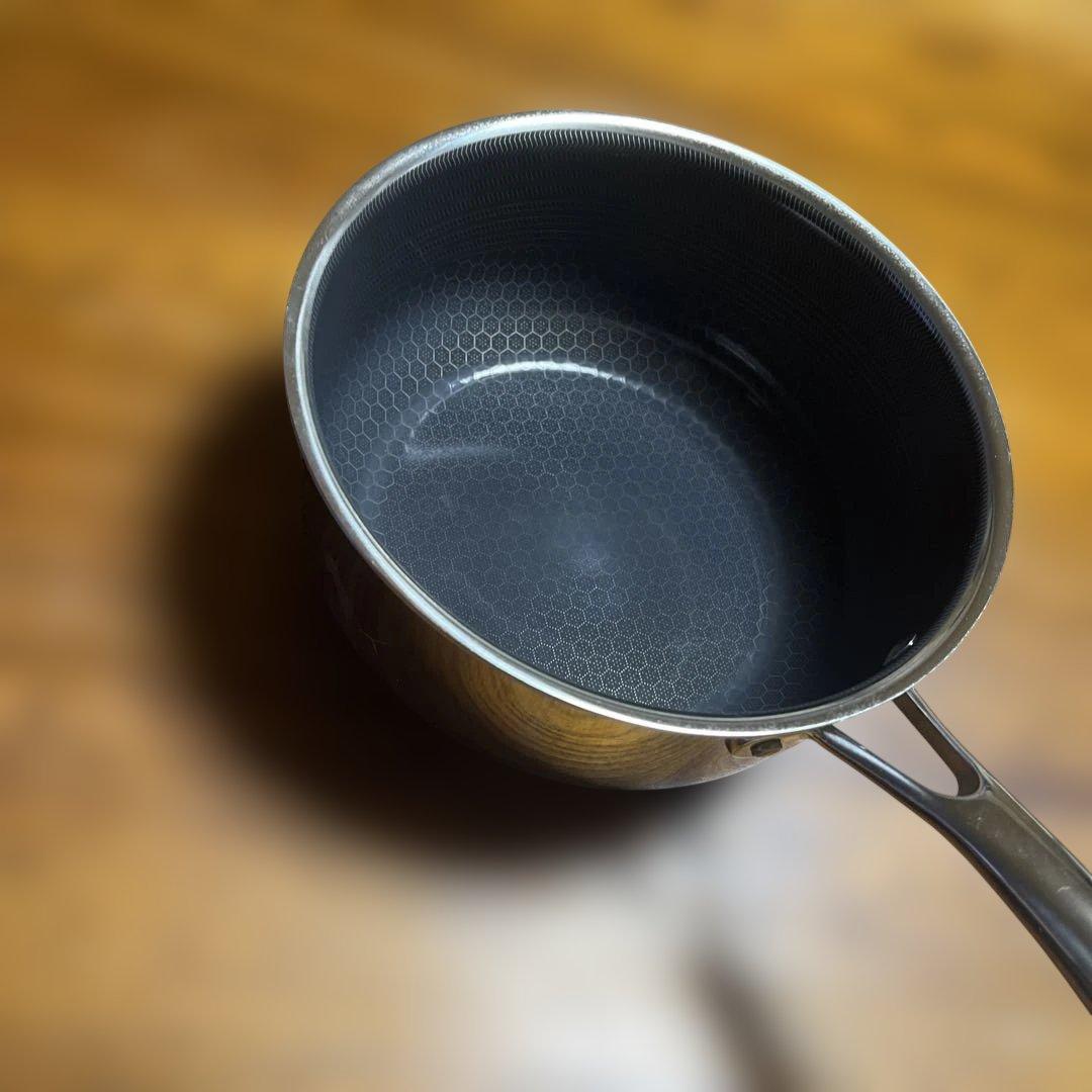 HEXCLADハイブリッドノンスティック片手鍋 ガラス蓋付き20㎝