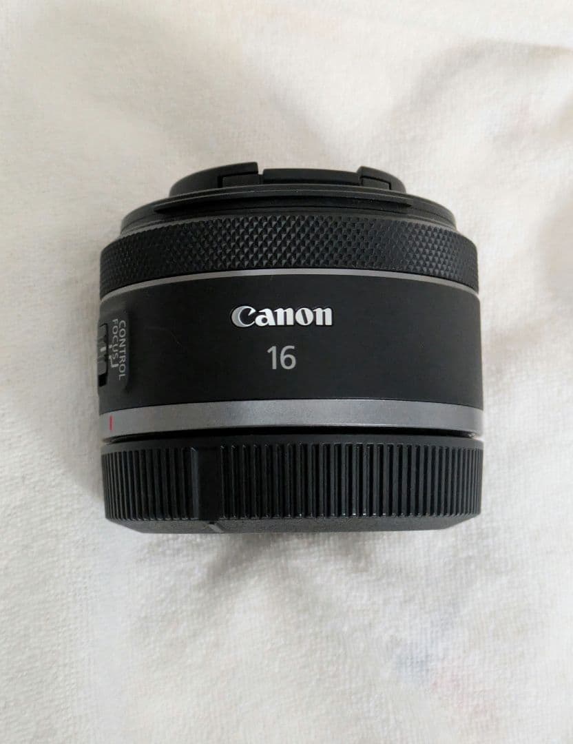 RF16mm f2.8 STM ほぼ未使用