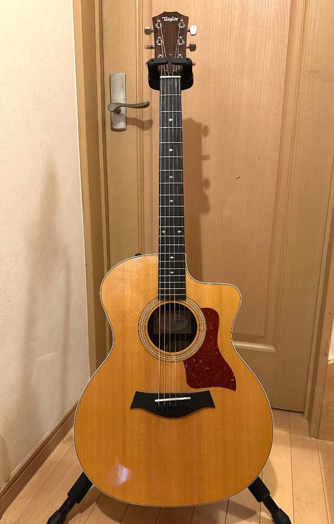 【中古】 Taylor テイラー 214ce DLX 2015年製 エレアコ