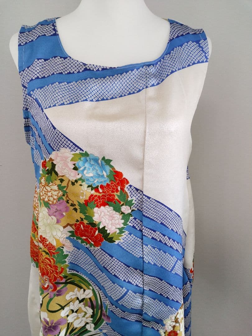 みさき 振袖リメイク ノースリーブワンピース