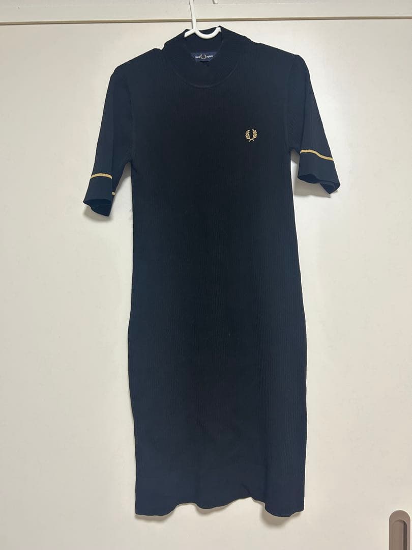 フレッドペリー 黒 リブ編み 半袖ワンピース
