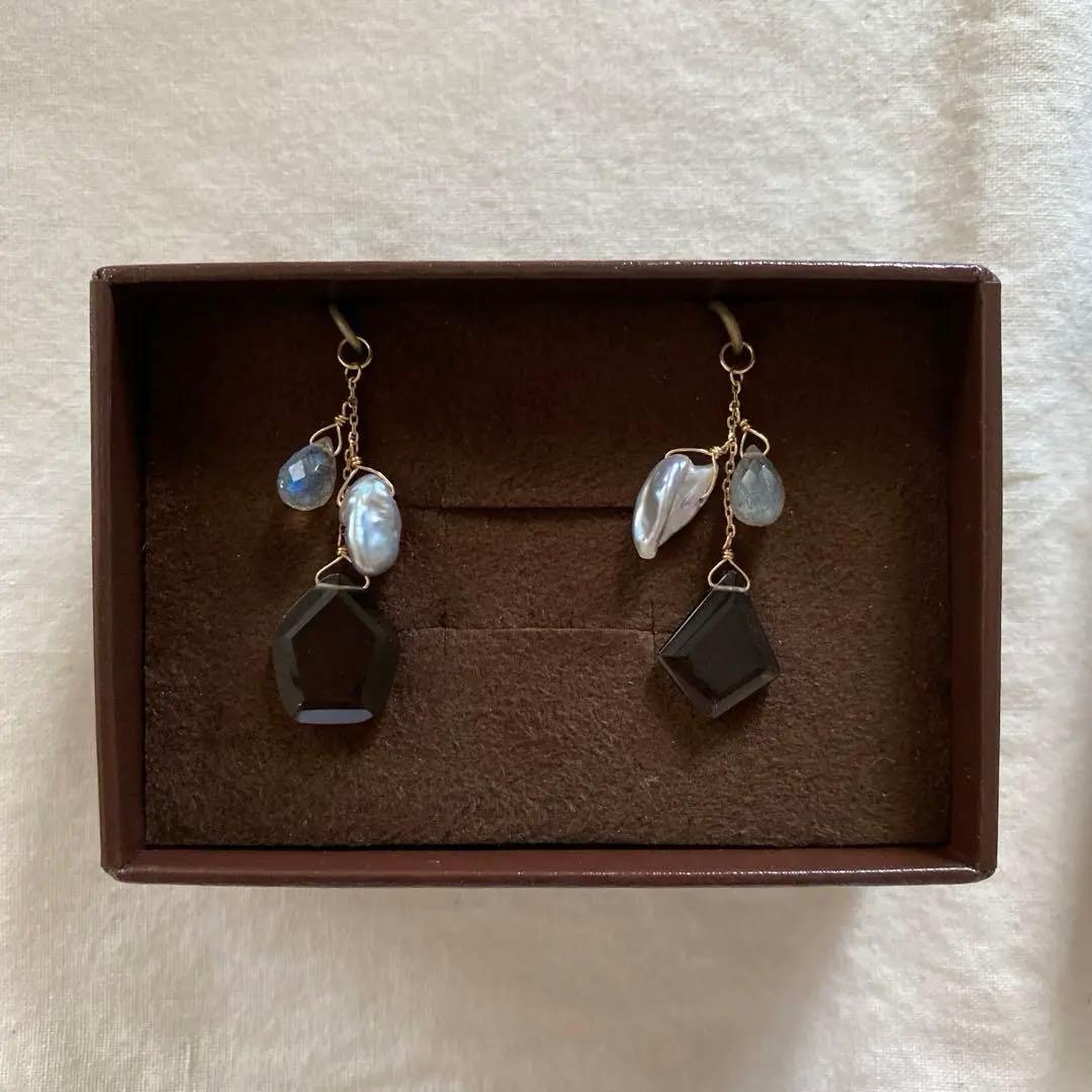 ふ*り様 美品 K10クォーツピアスチャーム スモーキークォーツ ラブラドライト