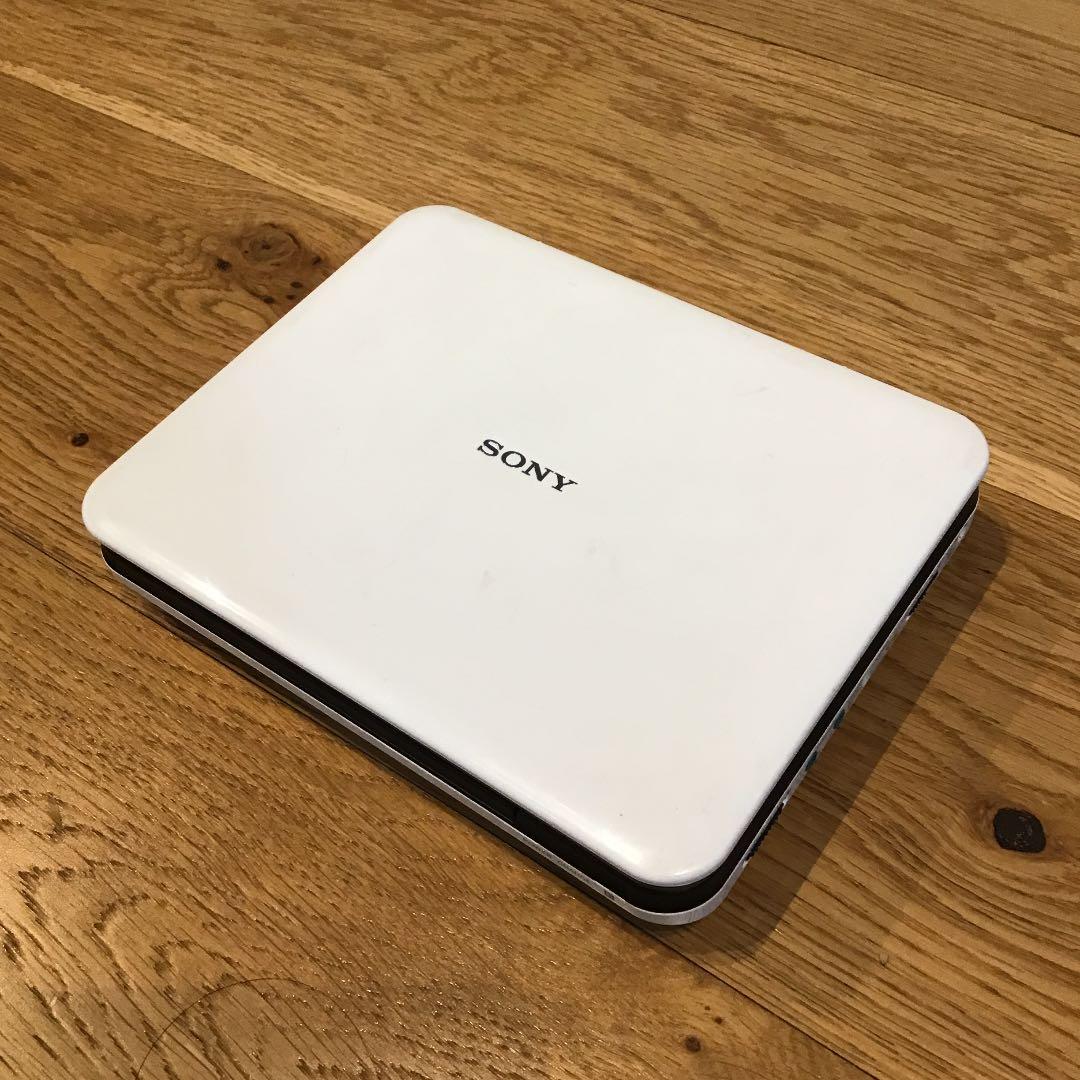 SONY ポータブルDVDプレーヤー 家庭用/車内用電源2種類付き
