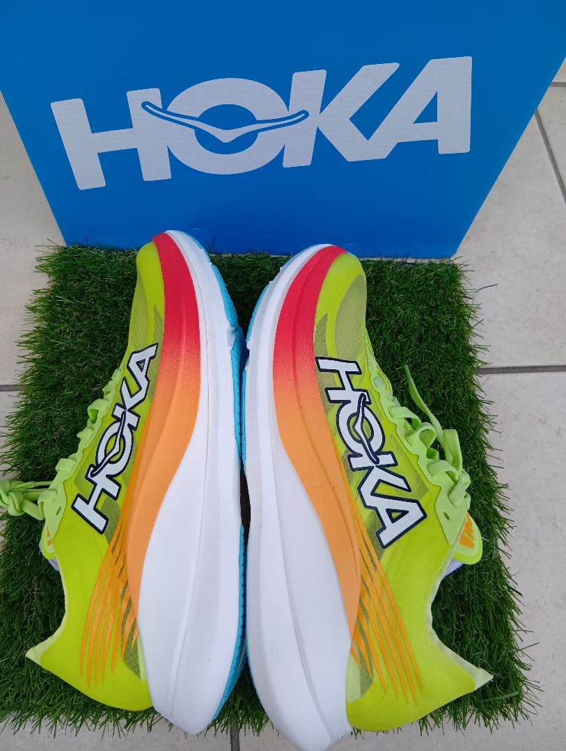写真追加(未使用)ＨＯＫＡ ROCKETX2 28.0cm ホカ　ロケットX2