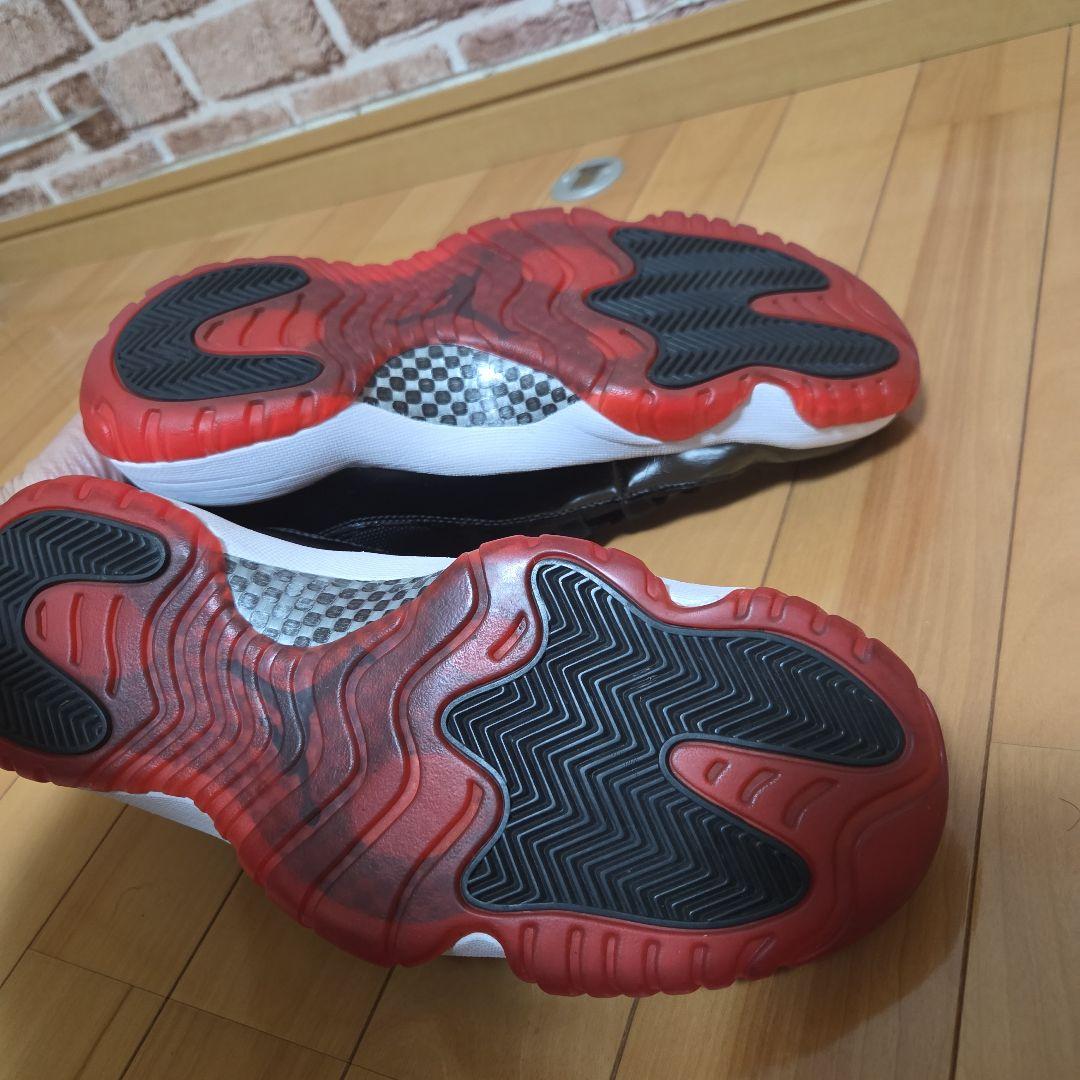 専用NIKE AIR JORDAN 11 RETRO LOW BRED