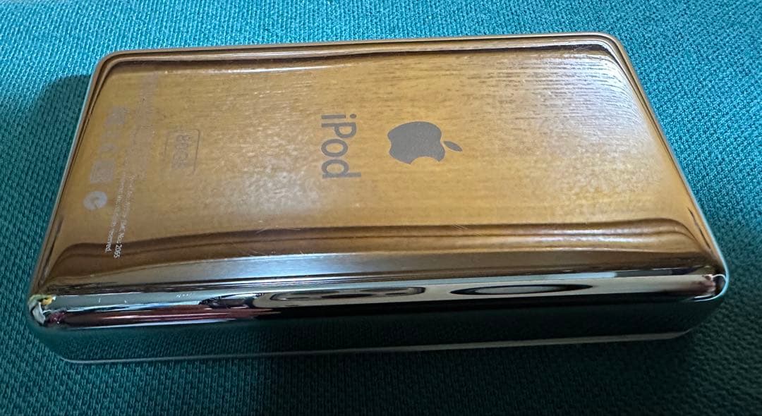 きれいなiPod Classic 5.5世代　80GB 新品のバッテリー