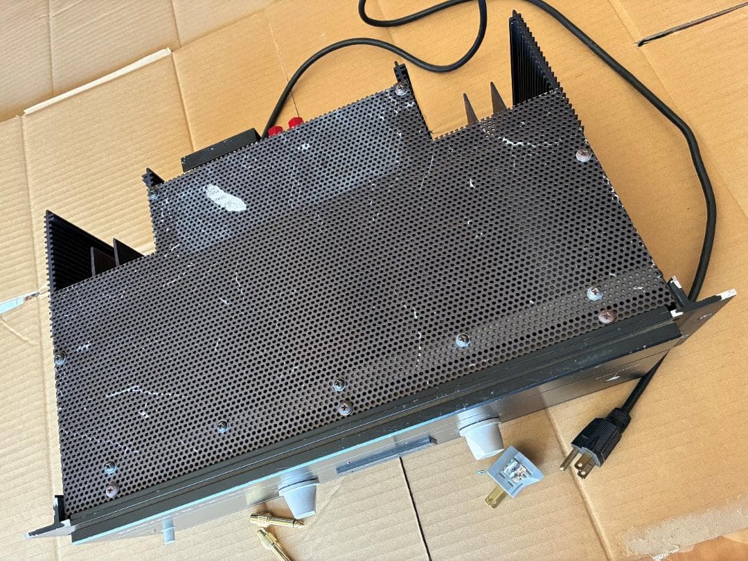 む*ぬ様 amcron アムクロン PS-200 パワーアンプ　crown クラ