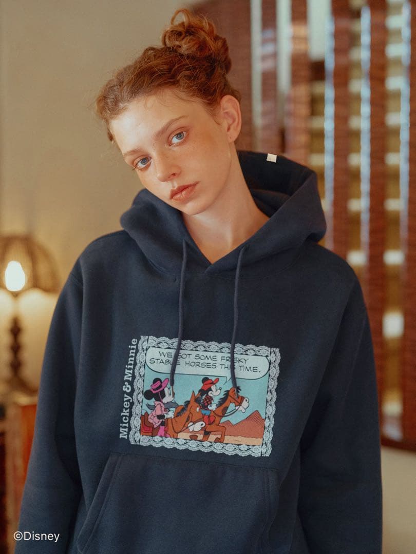 アリソンブラウン　紗栄子　ディズニー　Disney ミッキーマウス　パーカー