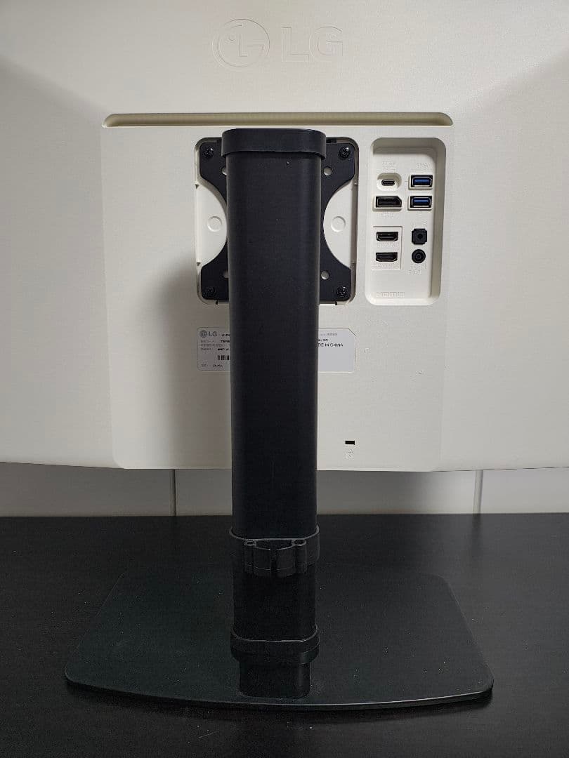 LG 27型 IPS 4K UHD 27UP550 2021年製