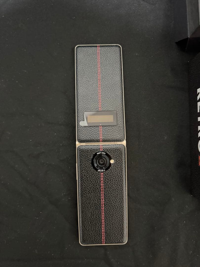 RETRO Ⅱフリップ式スマートフォン ゴールド