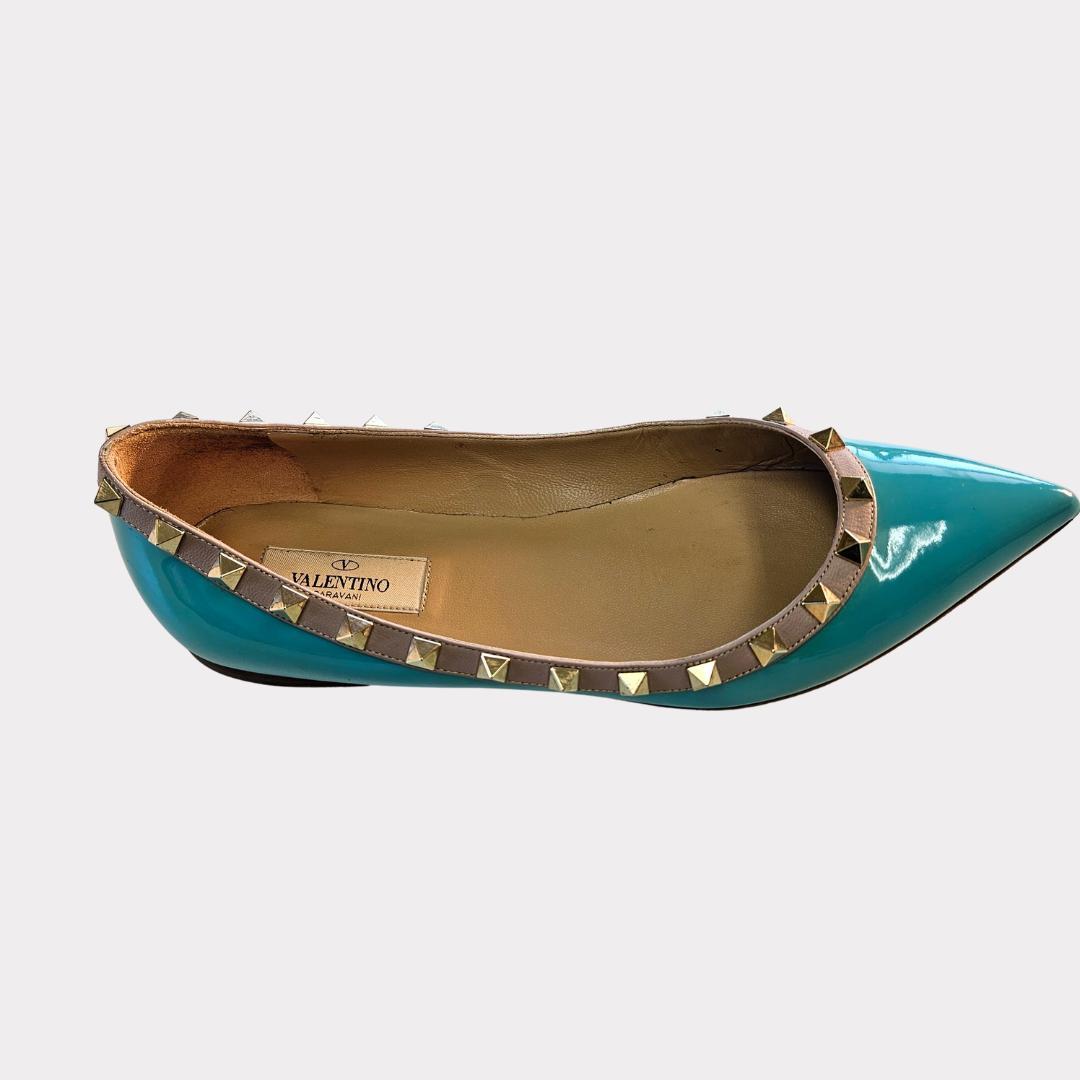 ヴァレンティノ フラット 38 ターコイズ ブルー エナメル パンプス