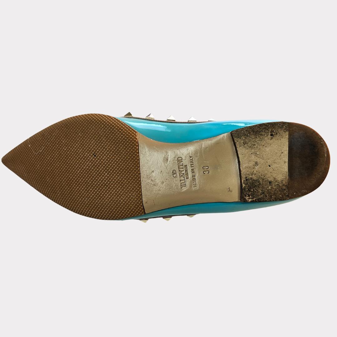 ヴァレンティノ フラット 38 ターコイズ ブルー エナメル パンプス