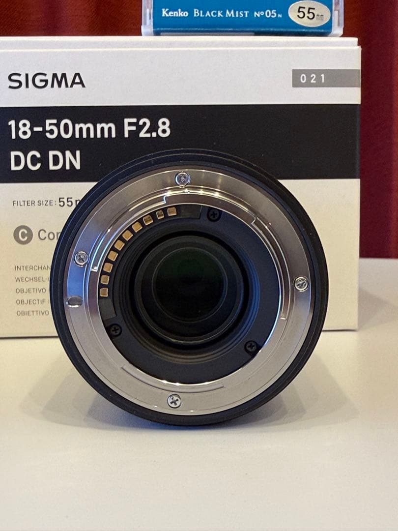 山*口様 【美品】SIGMA 18-50mm F2.8 DC DN Xマウント