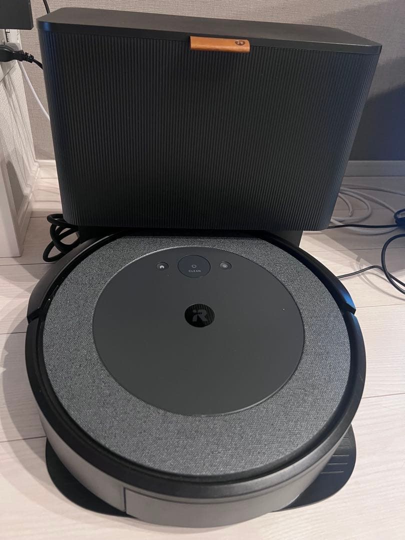 【美品】Roomba ルンバ i5+ ロボット掃除機 i555860