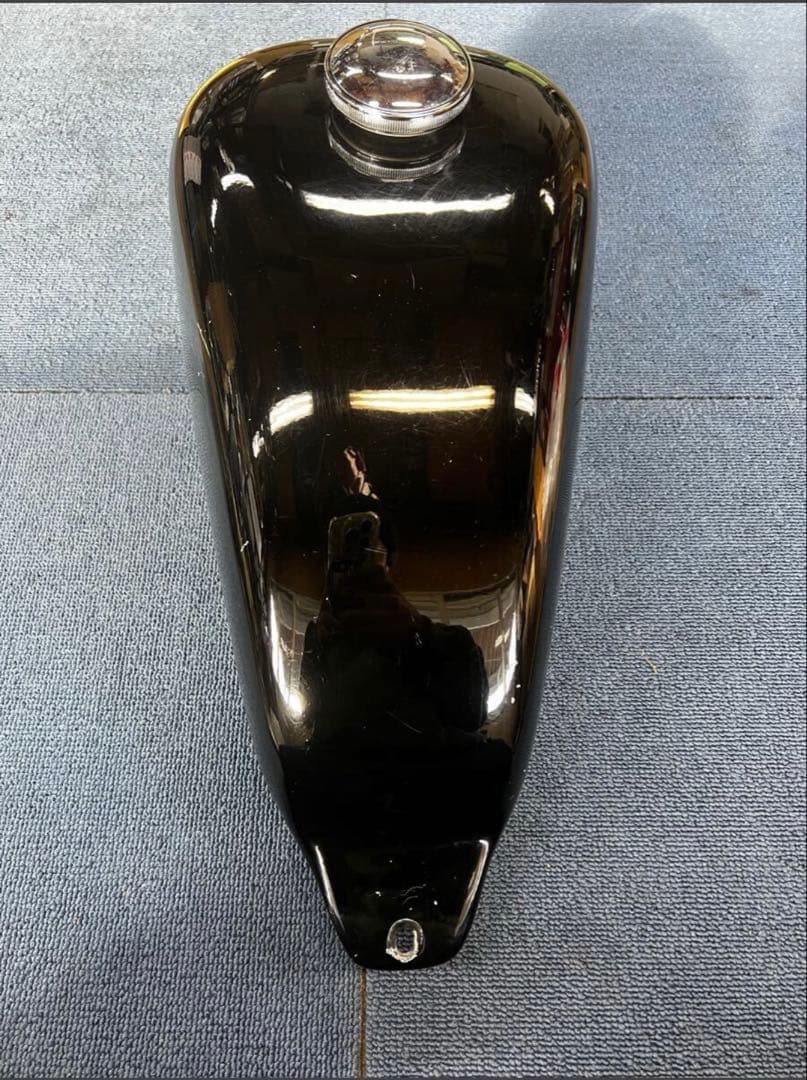 スティード Steed400 ガソリンタンク FRP製ブラック フューエルタンク