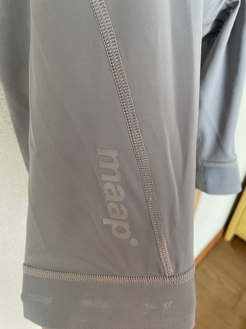  TRAINING BIB 3.0 美品 マープ　グレー