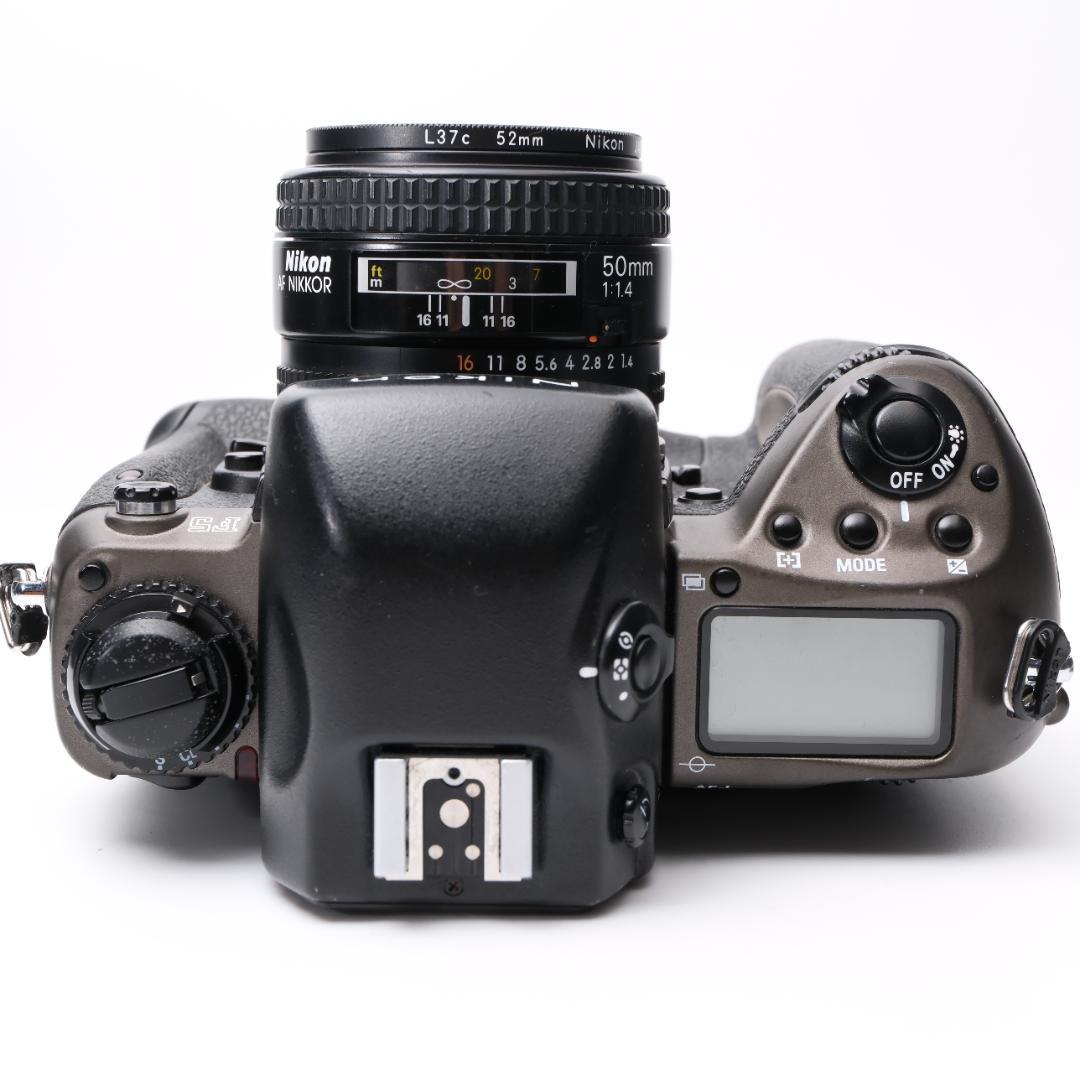 Nikon F5 50周年記念モデル / AF Nikkor 50mm F1.4